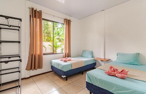 Puerto Viejo de Talamanca House | Casa Malaga, Wifi, Camine a playa