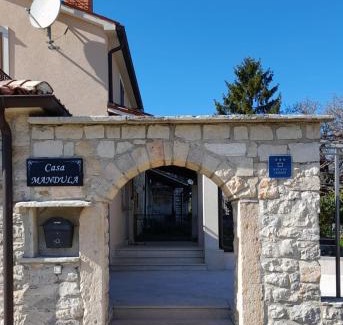 Rakotule House | Casa Mandula