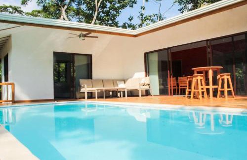 Manzanillo House | Casa Manzanillo Surf
