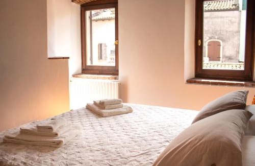 Lazise Old Town Apartment | Casa Margherita