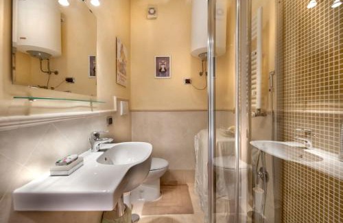 Cinecitta Apartment | Casa Mari Metro A