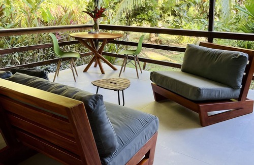 Cocles Cottage | Casa Mariposa - Jungle Oasis, Close to the Beach!