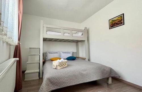 Zarnesti House | Casa Matteo - Rustic & cosy getaway in Zărnești
