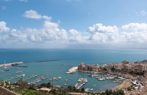 Castellammare del Golfo House | Casa Mauro e Roberta Zingaro
