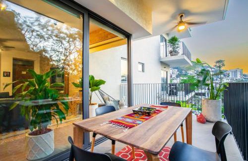 El Caloso House | Casa Maya, 1 BR Oasis in Romantic Zone