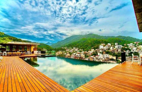 El Caloso House | Casa Maya, 1 BR Oasis in Romantic Zone