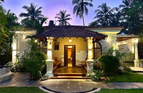 Candolim Villa | Casa Maya - 2 Bedroom Portuguese Villa with Private Pool