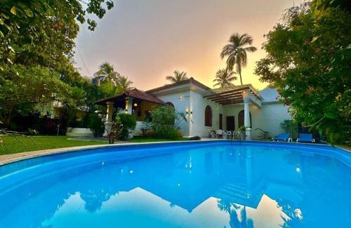 Candolim Villa | Casa Maya - 2 Bedroom Portuguese Villa with Private Pool