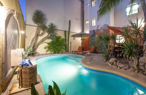 La Paz House | Casa Mexicana Summary