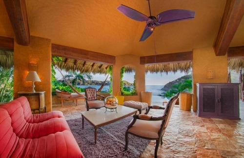 Almacen House | Casa Mia - Exclusive waterfront home in Puerto Mio