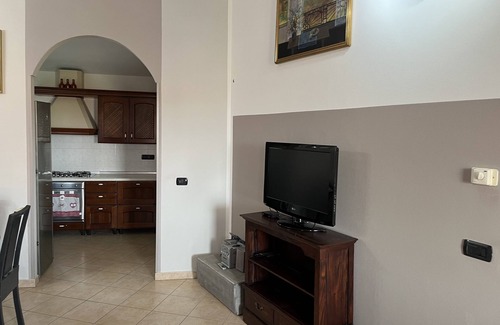 Cabras Apartment | Casa Mimì - Three Bedroom Apartment, Sleeps 5