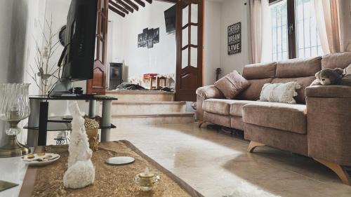 Montefrio House | Casa Mirada