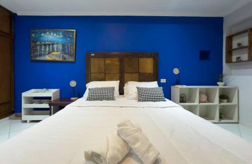 Asuncion Apartment | Casa moderna en Villamorra a pasos del Shopping Mariscal Lopez 2Dorm,2 garajes y Wifi
