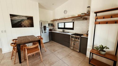 Colonia Chapadmalal House | Casa Molino - Casa en Complejo Land Houses A Dos cuadras de Cruz del Sur, Chapadmalal - Hola Sur