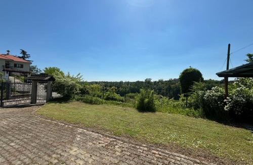 Castell'Alfero House | Casa Moncestino