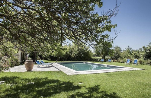 Asciano House | Casa Monia B: A characteristic and welcoming apartment with the strong charachter which derives from it actually being a restored old mill, with Free WI-FI.