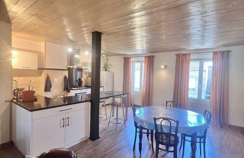 Brive-la-Gaillarde House | Casa Montcalm - T2 -Clim -Proche Gare/Centre Brive