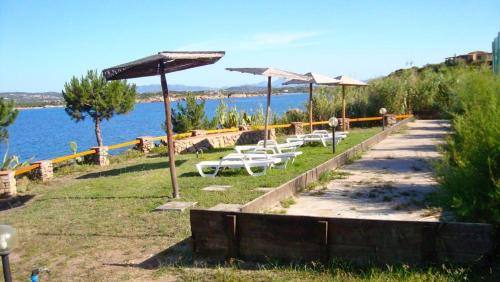 Villaggio Piras House | CASA MUGHETTO R5055 seafront, private sea access, swimming pool