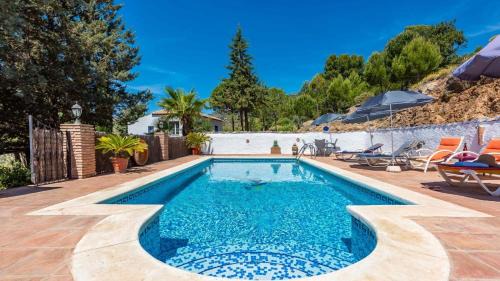 Alozaina House | Casa Mulera Alozaina by Ruralidays