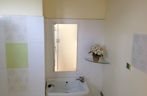Racha Thewa Hotel | Casa Narinya at Suvarnbhumi Airport