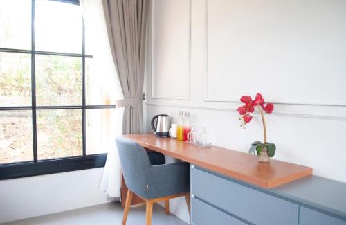 Rote Island Resort | Casa Narrow Villa