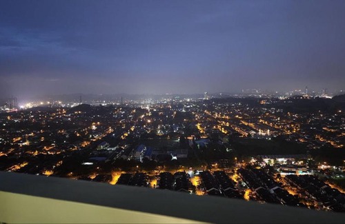 Sungai Tangkas Apartment | Casa Neesa Homestay @ Vista Bangi