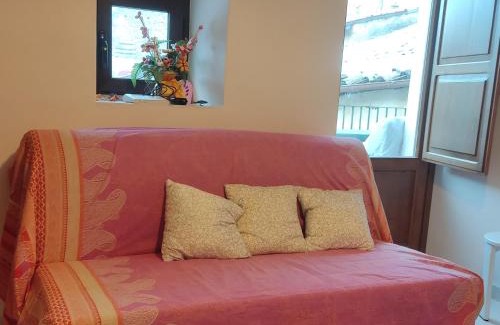 Pettorano sul Gizio Apartment | Casa nel borgo nella natura