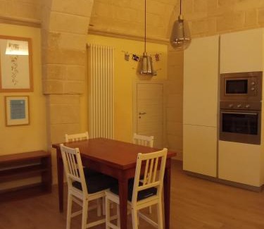 Grottaglie House | CASA NEL QUARTIERE DELLE CERAMICHE
