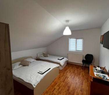 Berislavesti House | Casa NIB Calimanesti