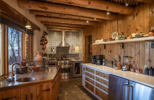 Arroyo Seco House | Casa Nido - Perfect Location - Views in every direction!