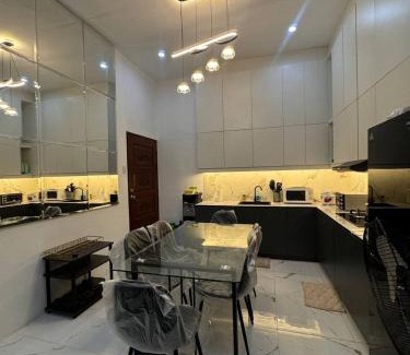 Maribago Villa | Casa Noah