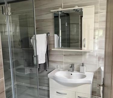 Obarsia-Closani Apartment | Casa Noni Via Transilvanica