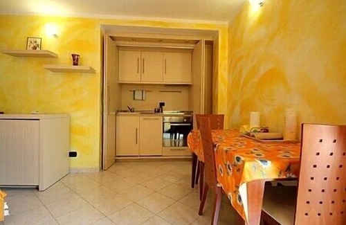 La Spezia House | Casa Nuria F: A modern and graceful studio apartment which faces the sun and the sea, with Free WI-FI.