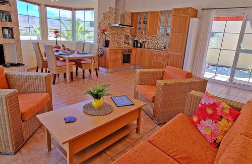 La Pared House | CASA OASIS -La Pared -max. 4 persons -internet -2 bed rooms