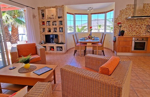 La Pared House | CASA OASIS -La Pared -max. 4 persons -internet -2 bed rooms