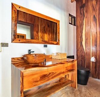 Pacuare Reserve Cabin | Casa Ocaso, vistas espectaculares y jacuzzi para relajarte