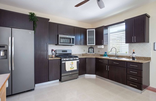 Hato Abajo House | Casa Ocean Breeze PR