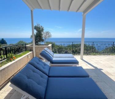 Rezevici Villa | Casa Oliva Villa A with heating pool