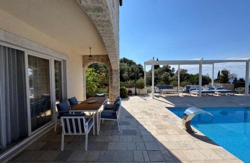 Rezevici Villa | Casa Oliva Villa A with heating pool
