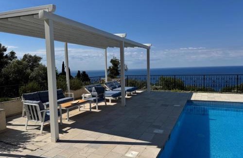 Rezevici Villa | Casa Oliva Villa A with heating pool