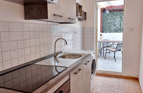 Olmedo Apartment | Casa Olmedina - Studio Apartment, Sleeps 2