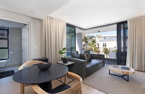 Bantry Bay Apartment | Casa on Bantry by Totalstay