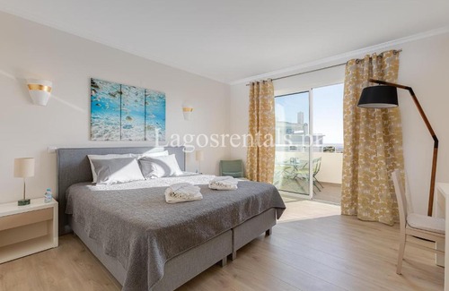 Porto de Mos Apartment | Casa Orange