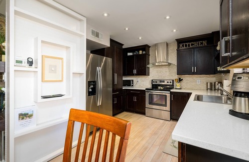 Paradise Valley Village Condo | CASA PACFICIO-Anasazi Village-Plush 2bed/1bath updated unit