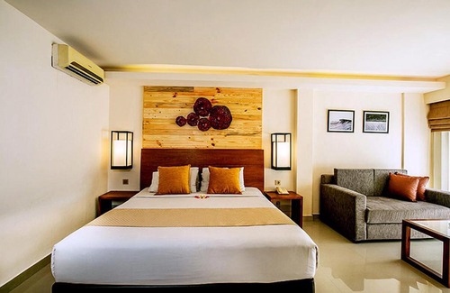 Legian Hotel | Casa Padma Suites Legian