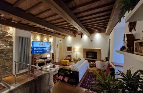 Giugnano House | Casa Papalino, con Jacuzzi e vista sulle colline di Vinci