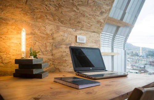 San Juan Cabin | Casa Parásito, Tinyhouse Sobre Terraza Privada Junto Centro Arte Contemporáneo