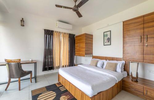 Wadgaon Villa | Casa Paun by StayVista - A lake-view villa with Infinity pool, Modern interiors & an amphitheatre