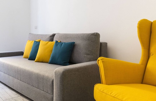 Iglesias Historic Centre Apartment | Casa Pintadera - One Bedroom Apartment, Sleeps 3