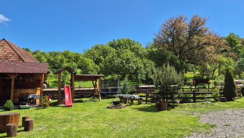 Breb House | Casa Pintea de Sub Coastă